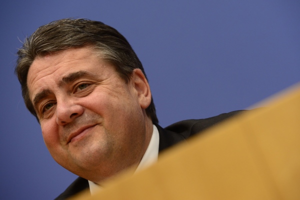 Der SPD-Vorsitzende Sigmar Gabriel startet am Donnerstag mit den Regionalkonferenzen für eine große Koalition
