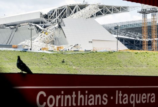 Teile des WM-Stadions in São Paulo eingestürzt