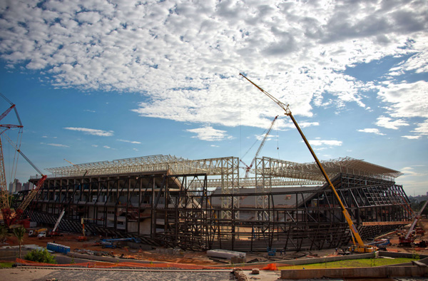 Läuft die Zeit WM-Gastgeber Brasilien davon? Auch die "Arena Pantanal" in Cuiaba/Mato Grosso ist noch nicht fertig
