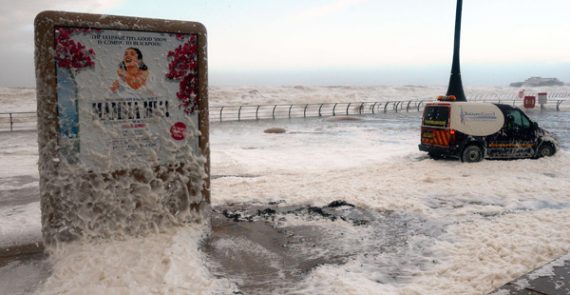 Sturm "Xaver" löste Überschwemmungen aus (Bild: Blackpool, Nordwest-England)