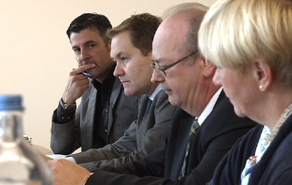 CSP übt Kritik an der Haushalts- und Finanzpolitik der DG: Pascal Arimont, Luc Frank, Robert Nelles und Patricia Creutz