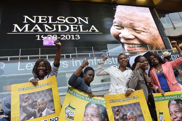 90 000 Teilnehmer Bei Trauerfeier Fur Nelson Mandela Erwartet