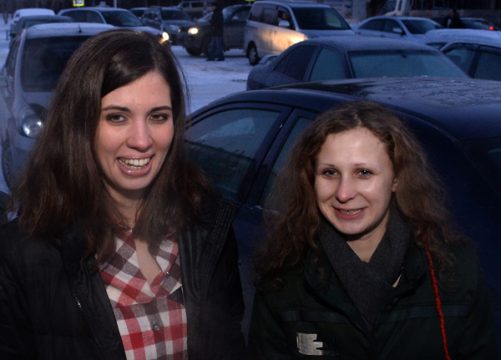 Pussy Riot: Nadeschda Tolokonnikowa und Maria Aljochina treffen sich in Sibirien