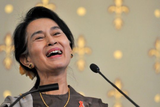Aung San Suu Kyi soll bei der nächsten Präsidentschaftswahl kandidieren dürfen
