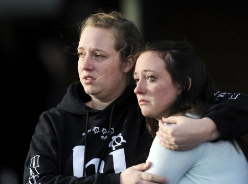 Verängstigte Schülerinnen der High School in Centennial