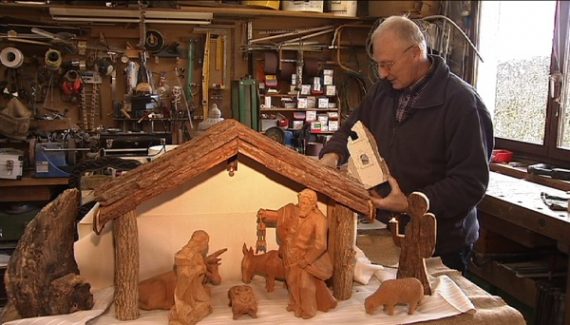 Krippenbauer Erich Mertes aus Hünningen