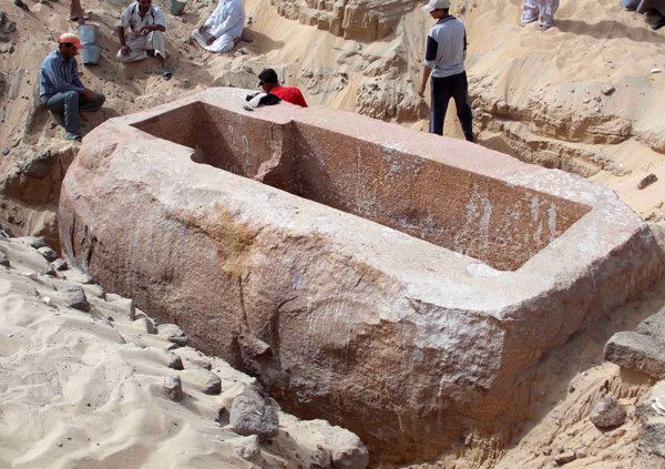 In Abydos entdecken Ärchäologen ein Grab - hier soll Pharao Sebekhotep I.
