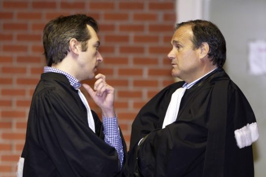 Die Anwälte Tom Bauwens und Lawyer Jean-Philippe Mayence