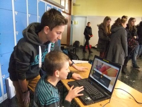 Präsentation der neuen Schülerzeitung "farBSTIft" am 17. Januar