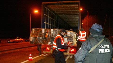 Polizei geht gegen Menschenschmuggler vor (Archivbild)