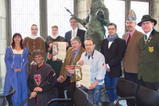 Auftakt zum Karlsjahr in Aachen - Die Veranstalter mit OB Marcel Philipp