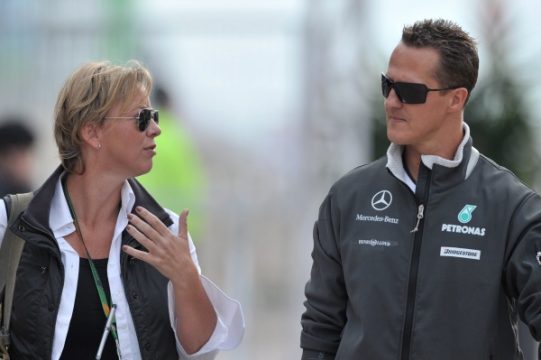 Managerin Sabine Kehm und Michael Schumacher am 23.10.2010 in Yeongam, Südkorea