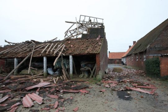 Zerstörter Bauernhof in Lichtervelde