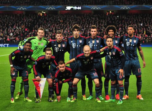 Bayern München gewinnt Achtelfinal-Hinspiel