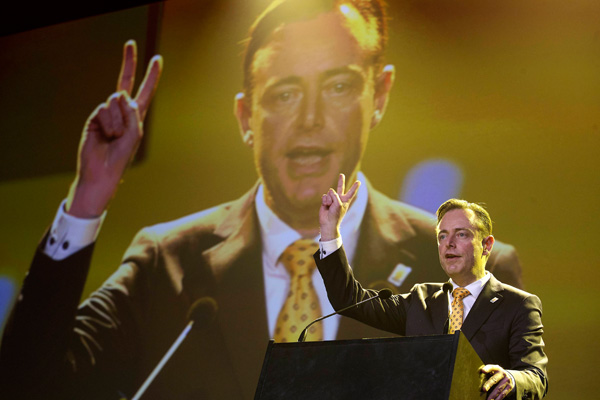 Kämpferisch und optimistisch: N-VA-Chef Bart De Wever beim Parteikongress in Antwerpen