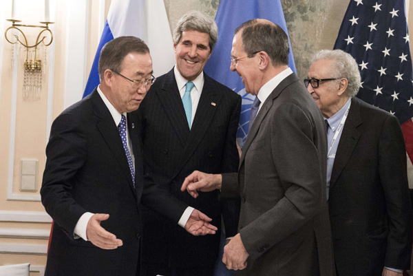 Sicherheitskonferenz in München: UN-Generalsekretär Ban Ki Moon, US-Außenminister John Kerry, Russlands Außenminister Sergej Lawrow und Syrienvermittler Lakhdar Brahimi (31.1.)