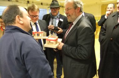 Neuer Luxemburger Parlamentspräsident Mars Di Bartolomeo macht