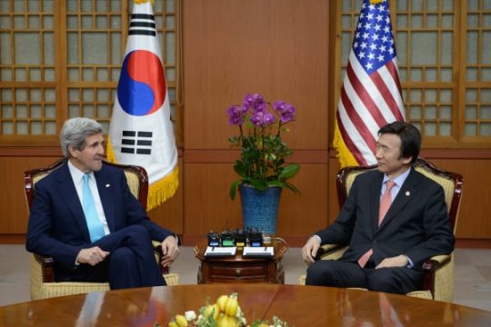 US-Außenminister John Kerry und Südkoreas Außenminister Yun Byung-Se