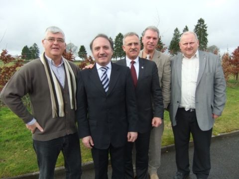 "Parti Populaire" in Ostbelgien: Philippe Custers, Aldo Carcaci, Bruno Berrendorf, Luc Trullemans, Raymond Mennicken (vlnr)