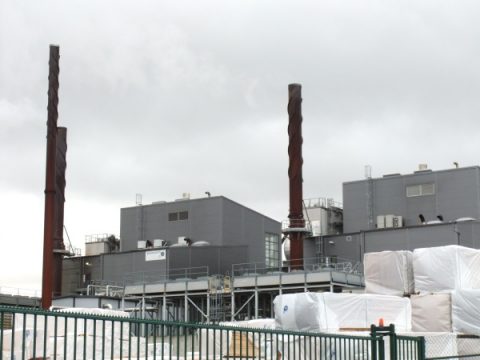 Das Biomasse-Heizkraftwerk Renogen auf Kaiserbaracke