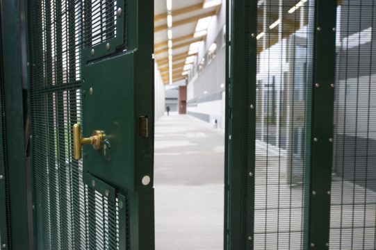 Im Gefängnis von Marche-en-Famenne (Eröffnung am 17.10.2013)