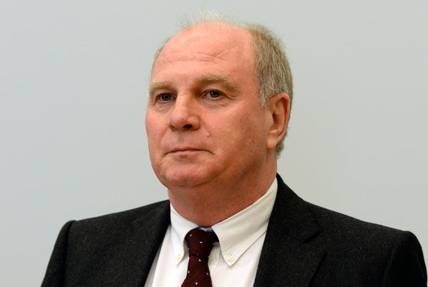 Ex Fc Bayern Chef Uli Hoeness Kommt Ende Februar Auf Bewahrung Frei