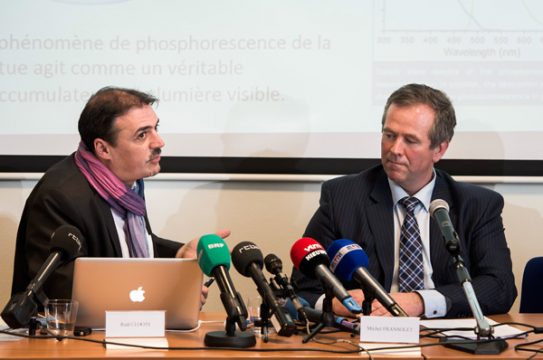 Rudi Cloots (ULG) und Bürgermeister Michel Fransolet im Gemeindehaus von Jalhay