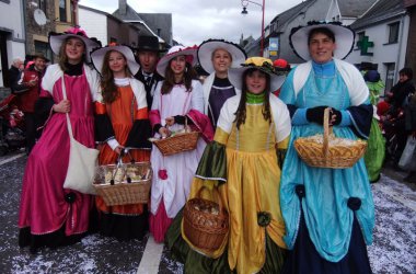 Rosenmontagszug in Büllingen 2014