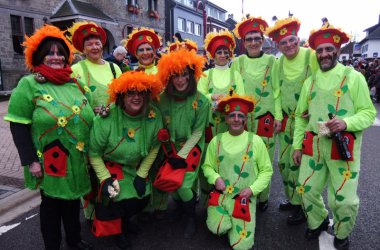 Rosenmontagszug in Büllingen 2014