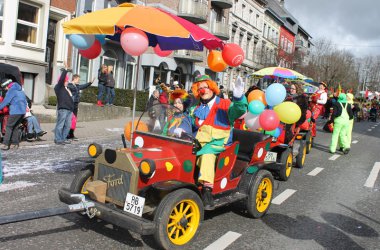 Rosenmontagszug in Eupen 2014