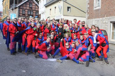 Rosenmontagszug in Eupen 2014