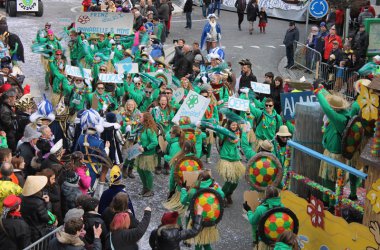 Rosenmontagszug in Eupen 2014