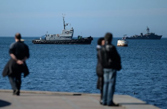 Schiff der russischen Flotte im Hafen von Sewastopol (3. März)
