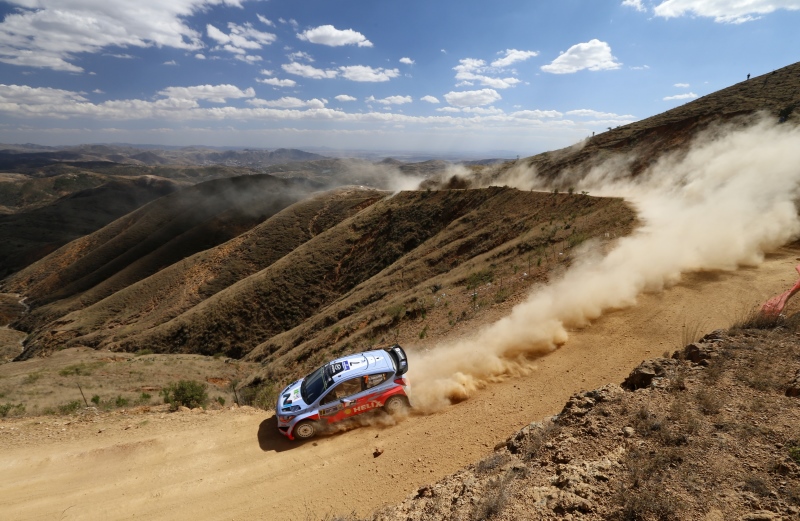 Erstes Podium für den Hyundai i20: Thierry Neuville fährt in Mexiko auf Rang drei