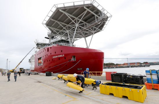 Unbemanntes U-Boot soll die vermisste Boeing 777 unter Wasser aufspüren.