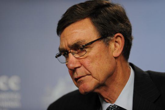 Angus Houston, Koordinator der Suchaktion der malaysischen Boeing