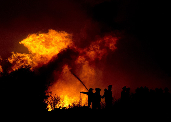 Mindestens zwölf Menschen sterben bei Großbrand in Chile