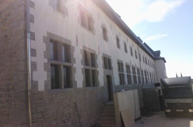 Heidberg-Kloster in Eupen kurz vor der Fertigsstellung der Renovierungsarbeiten - Bild: BRF