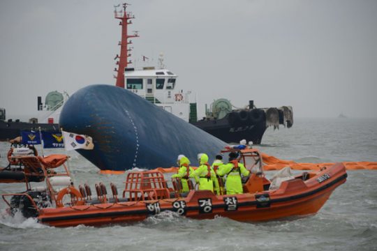 Schwierige Suche nach Vermissten des Fährunglücks in Südkorea