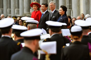 Königin Mathilde, Xi Jinping, König Philippe und Peng Liyuan in Brügge