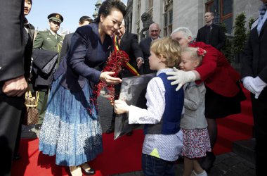 Die chinesische First Lady Peng Liyuan in Brügge