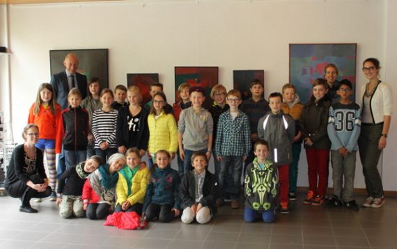 Gemeindeschule Raeren besuchte Ausstellung André Blank