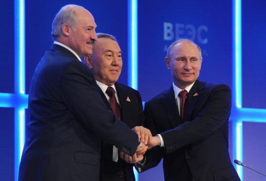 Alexander Lukaschenko, Nursultan Nasarbajew und Wladimir Putin in Astana