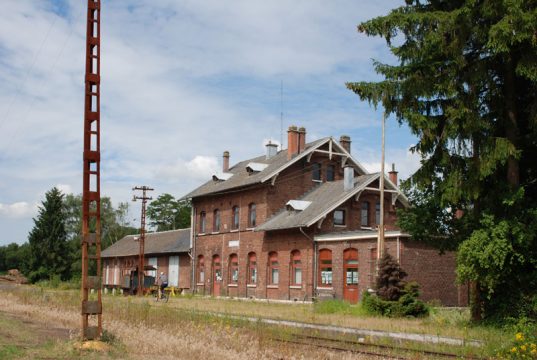 Raerener Bahnhof und Stellwerk als Ensemble unter Schutz gestellt: Bahnhofsgebäude