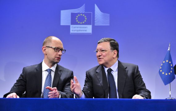 Arseni Jazenjuk und José Manuel Barroso in Brüssel