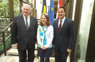 Treffen zwischen Ministerpräsident Karl-Heinz Lambertz und Luxemburgs Premier Xavier Bettel (mit der luxemburgischen Ministerin für Fragen der Großregion, Corinne Cahen)