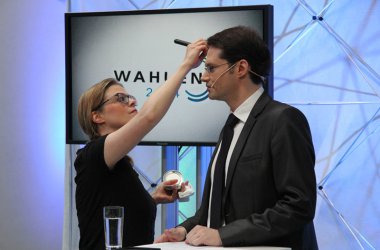 Debatte zu den Regionalwahlen im BRF-Funkhaus - Vorbereitungen