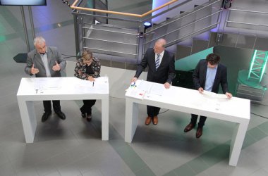 Debatte zu den Regionalwahlen im BRF-Funkhaus