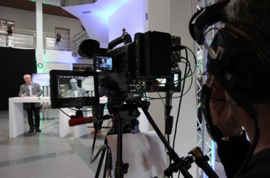 Debatte zu den Regionalwahlen im BRF-Funkhaus - Vorbereitungen