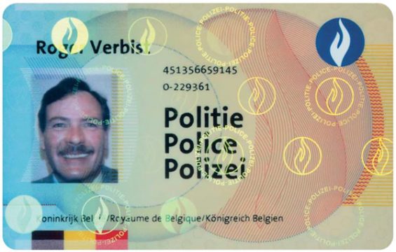 Dienstausweis der Polizei (anstelle von Polizei kann auch 'Hilfspolizist' stehen)